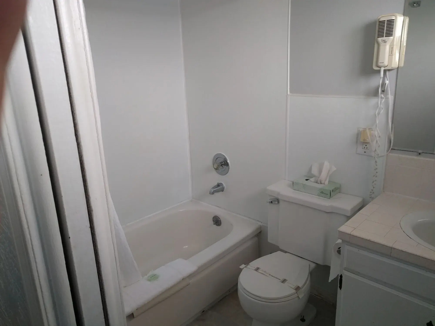 Ocean Shores Inn & Suites