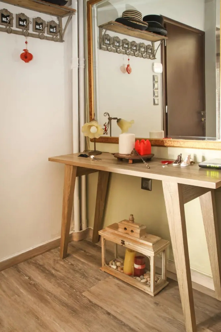 Athens Classic Retro Home