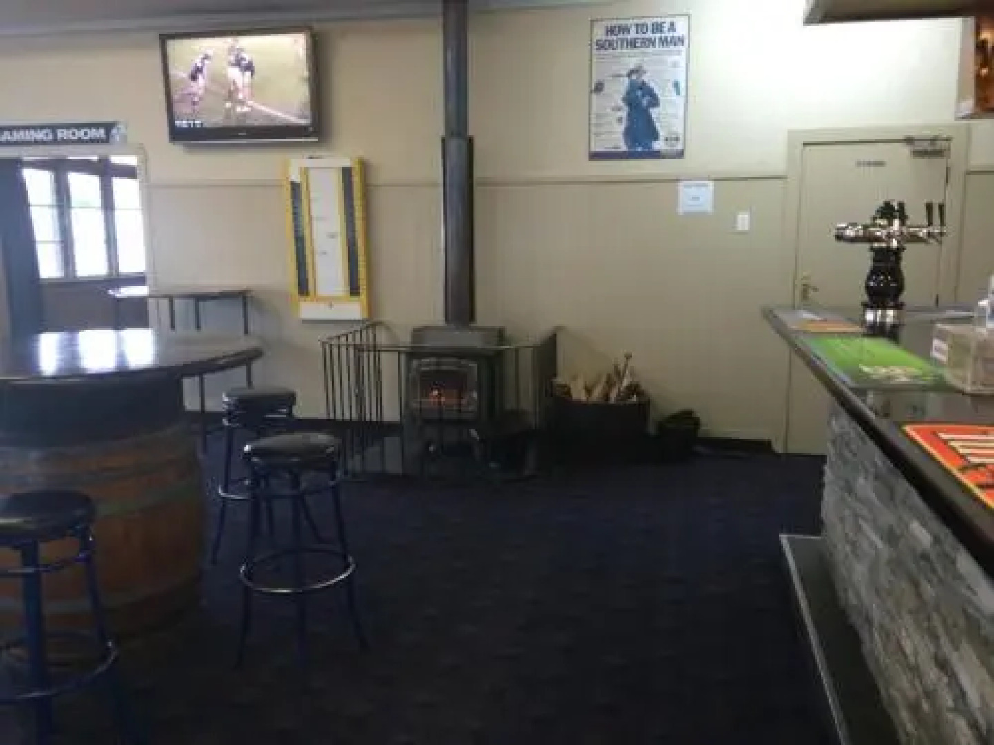 Winton Commercial Hotel