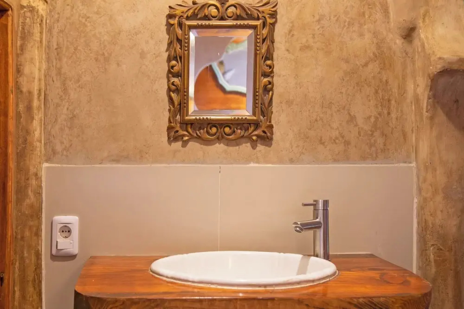 Oceana Suites Templo de la Tierra