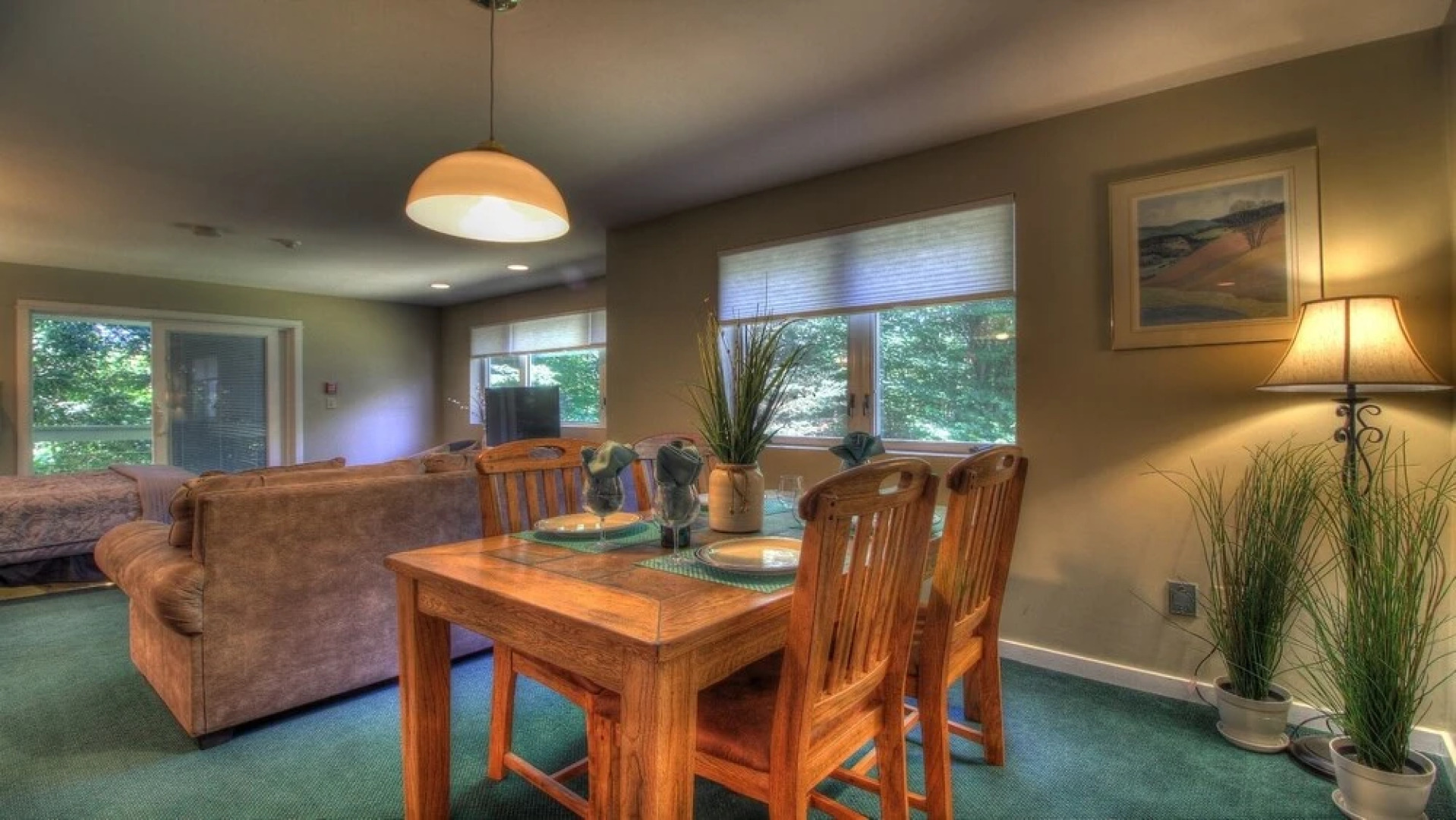 Killington Center Suite:  Perfect for families!  Sleeps 10 in 3BR/2BA renovated condo