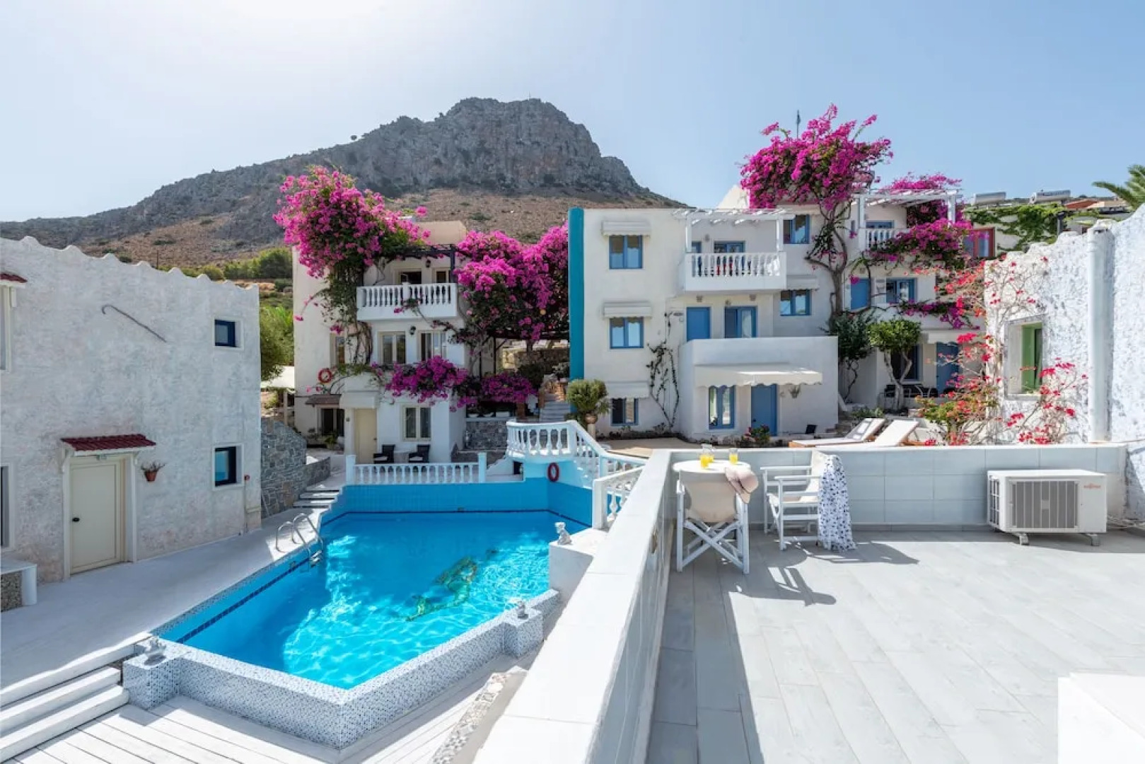 Apartment for A Pleasant Holiday In A Beautiful Complex With Shared Pool and Ac