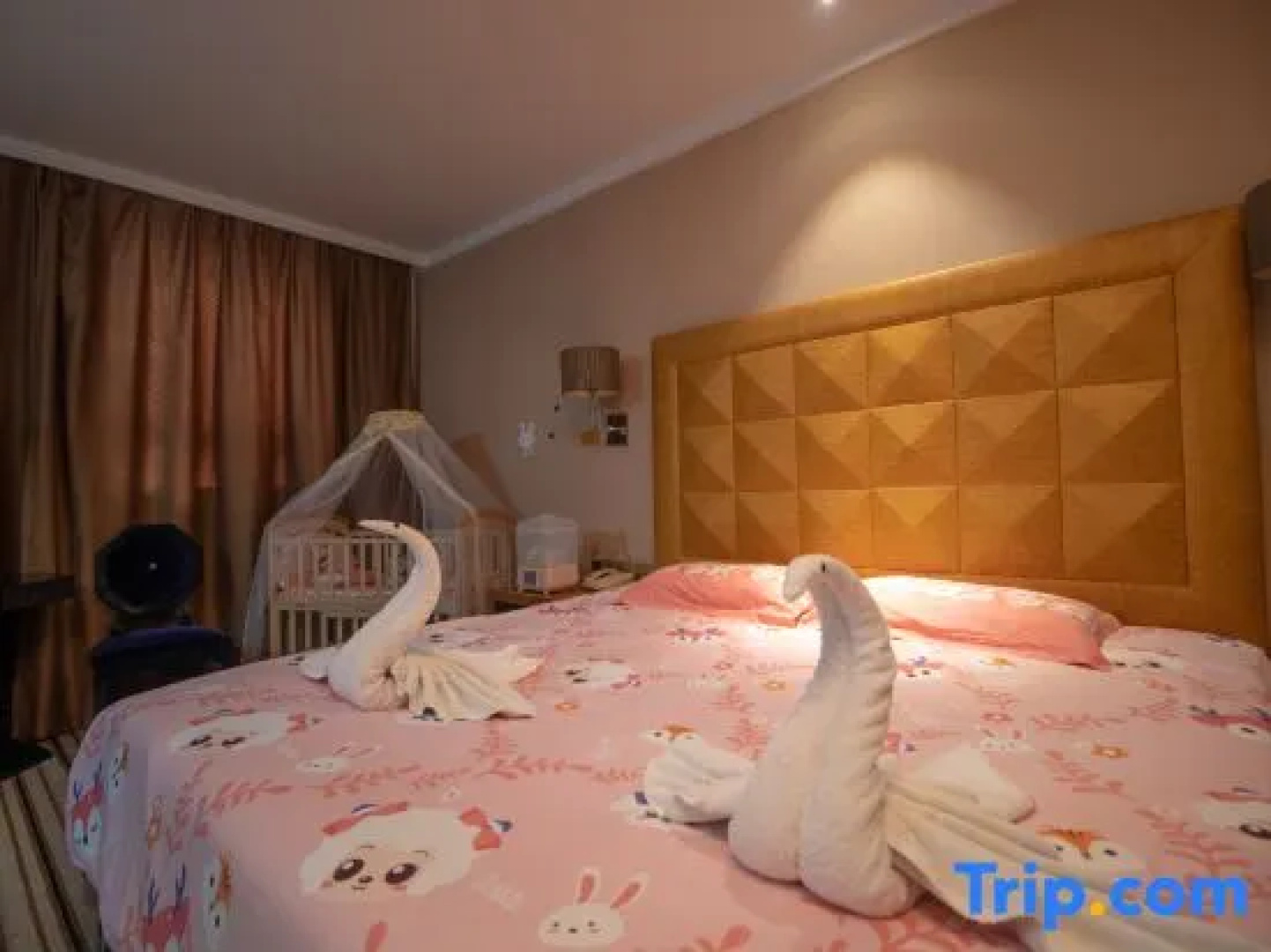 Yufeng International Hotel