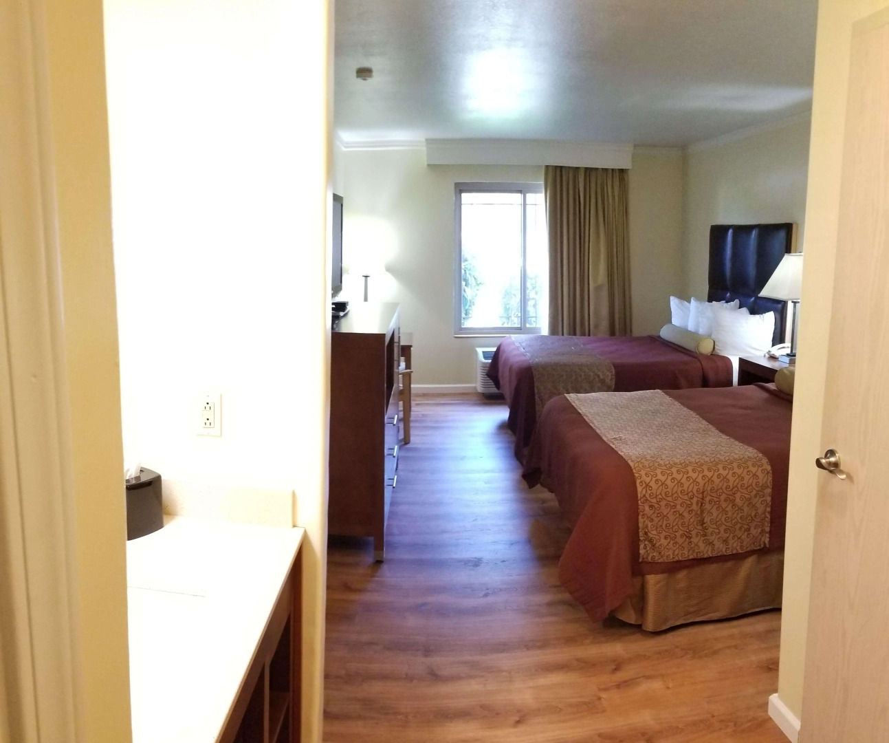 Best Western Plus Northwoods Inn