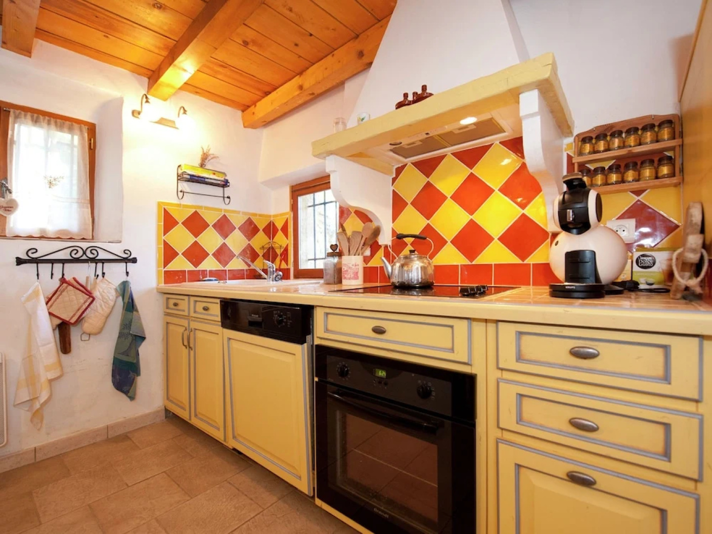 Beautiful Holiday Home in Barjols With Swimming Pool