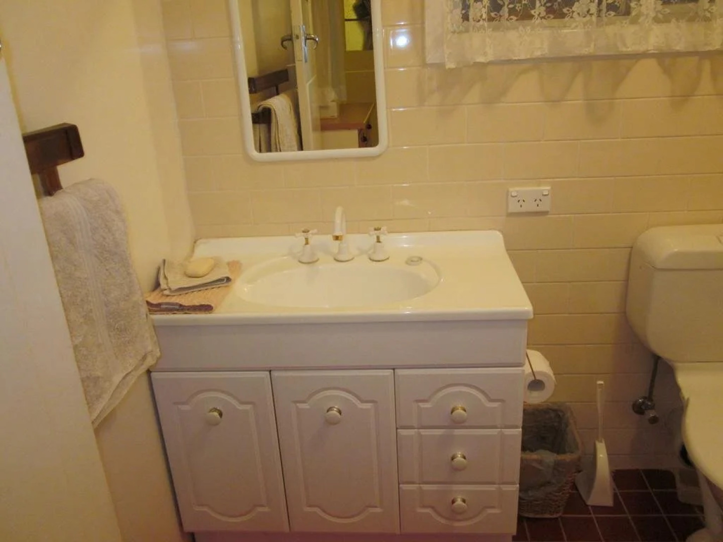 Broken Hill Short Stays Cottage at Willyama