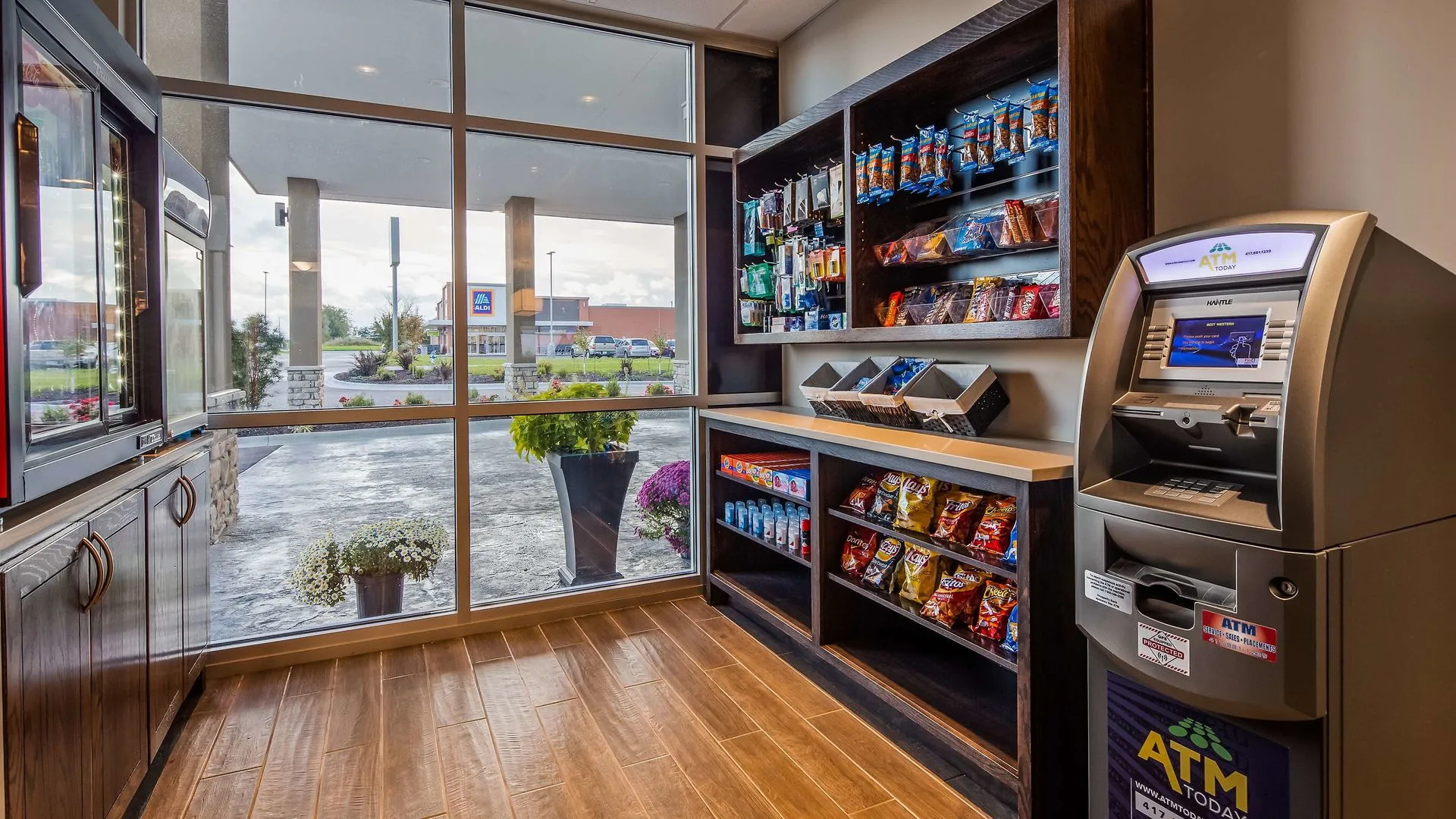 Best Western Plus Bolivar Hotel & Suites