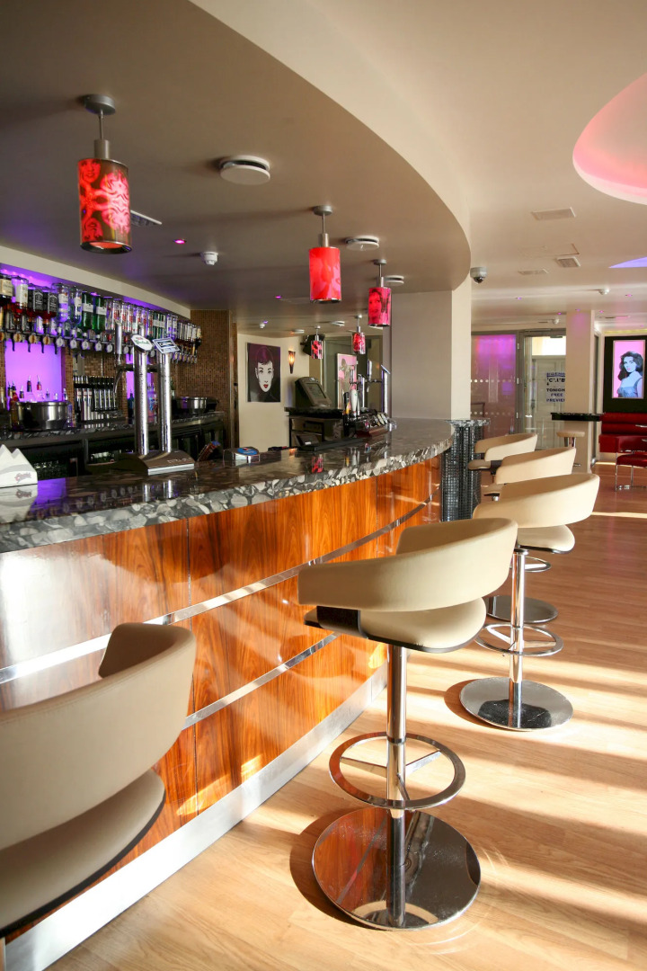 Legends Hotel Brighton