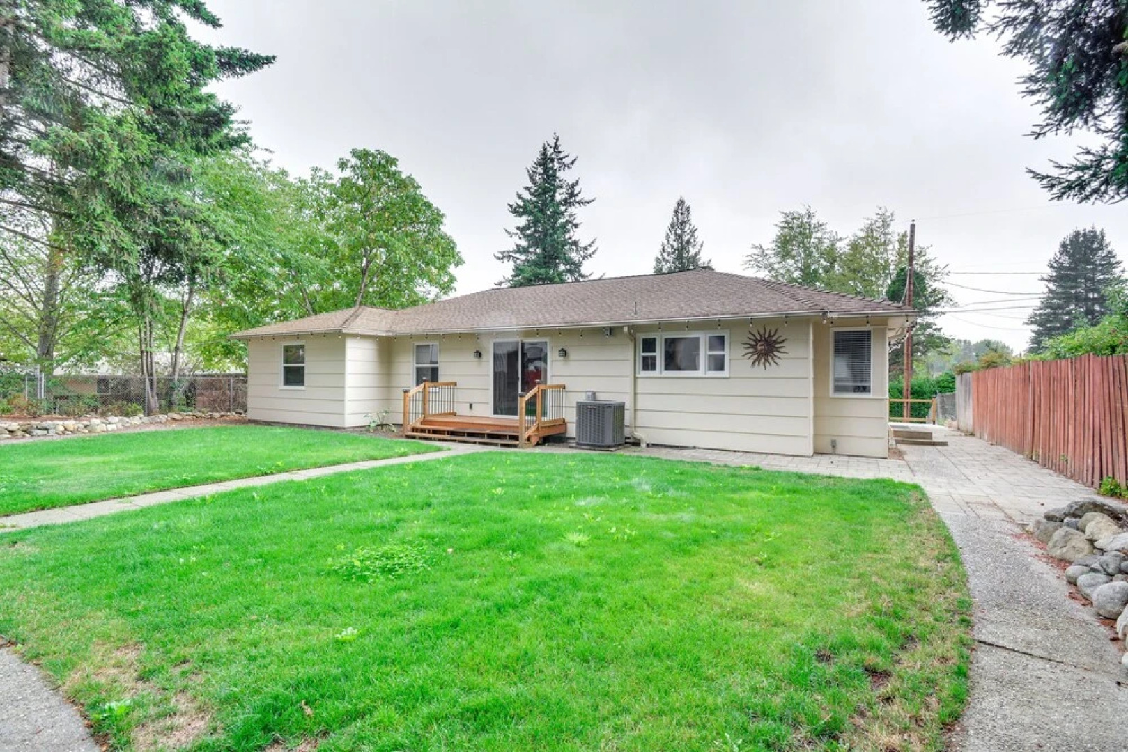Tacoma Vacation Rental w/ Outdoor Fireplace