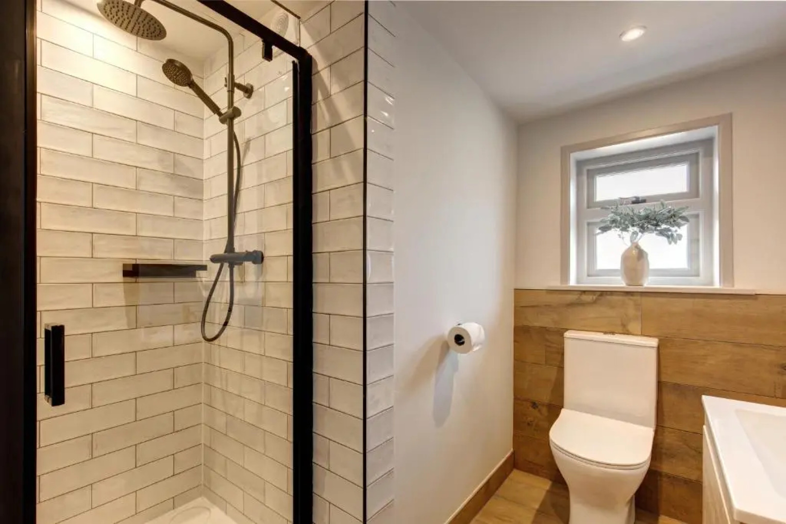 The Railway Hotel by Barefoot Retreats