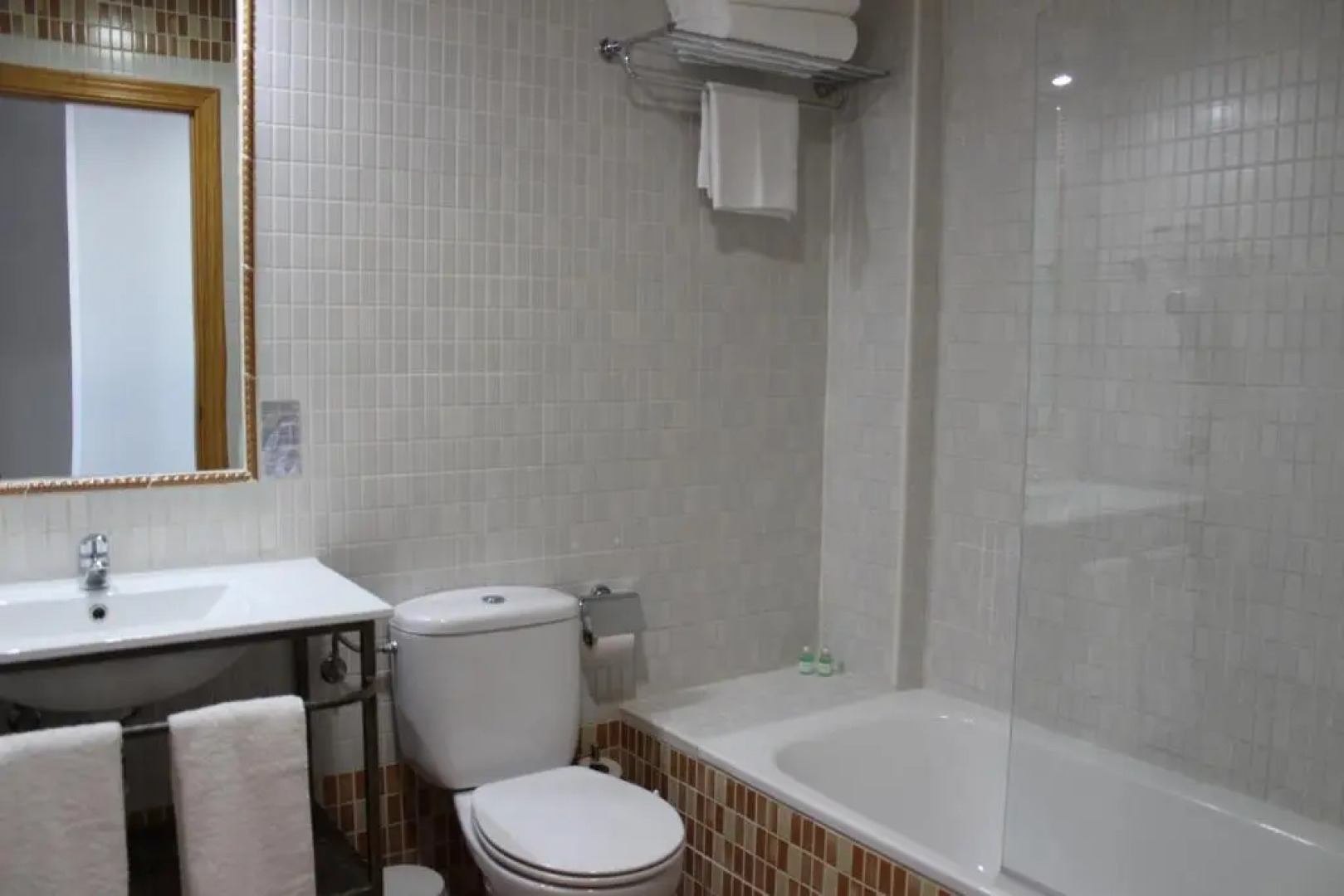 Hotel Hacienda Santa Barbara