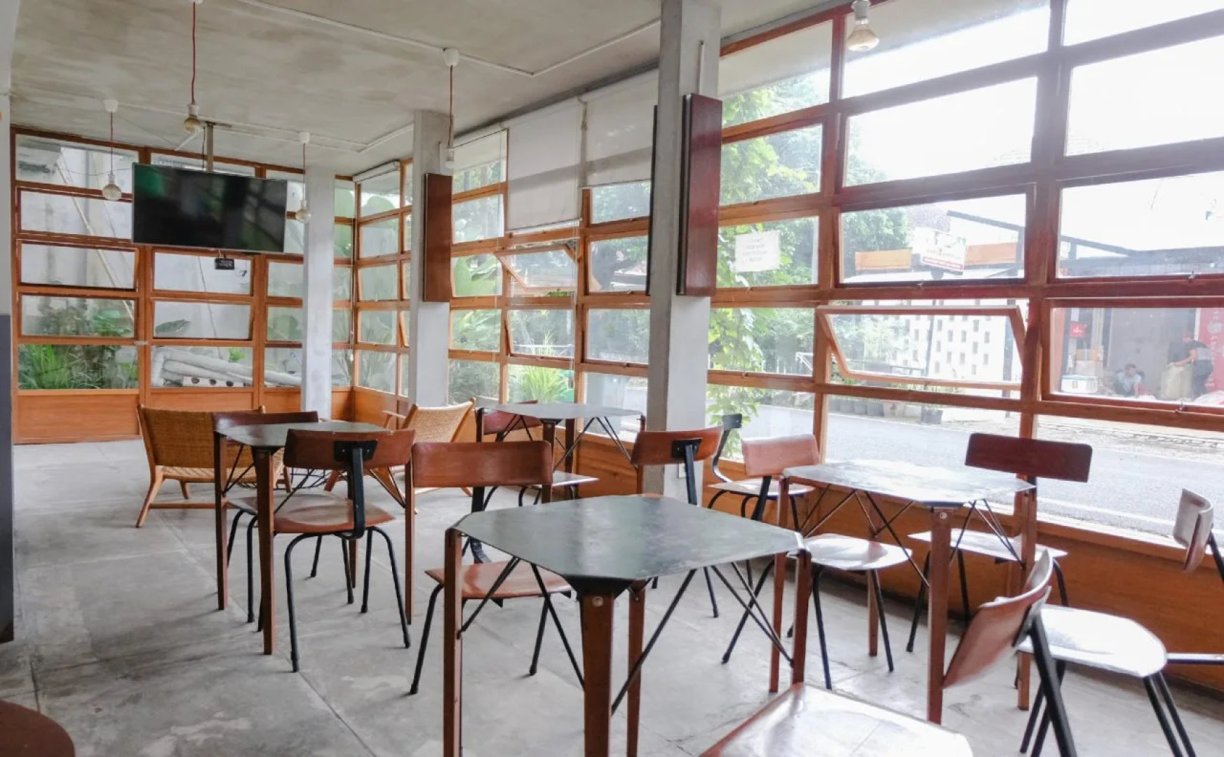 OYO 626 Augustina Home