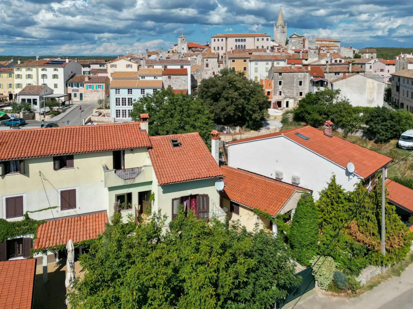 Apartment Red Romantic 2-1