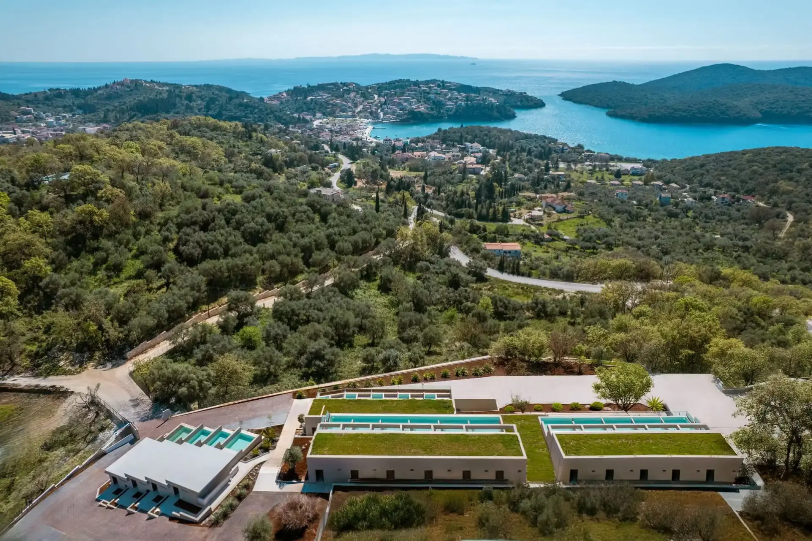 4S Sivota Sun Side Serenity