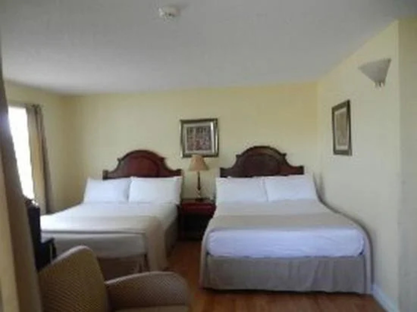 Erie Islands Resort and Marina