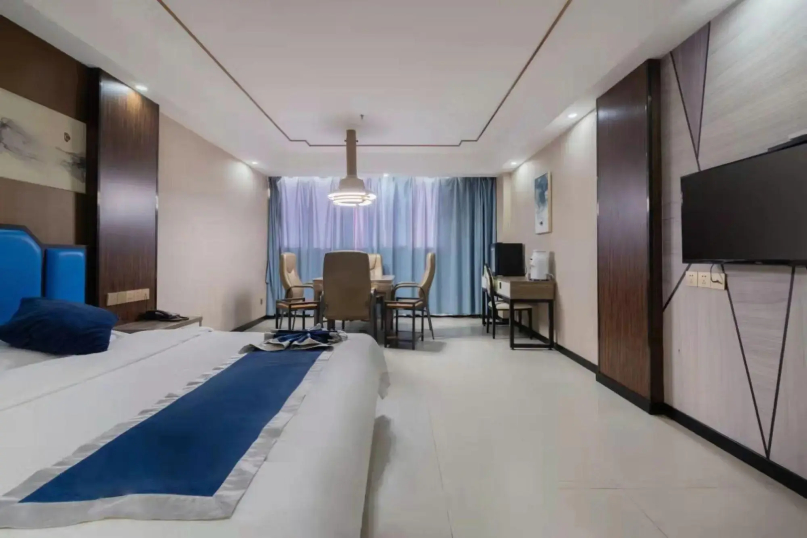 Liu'an Bandao Yuemeinian Hotel