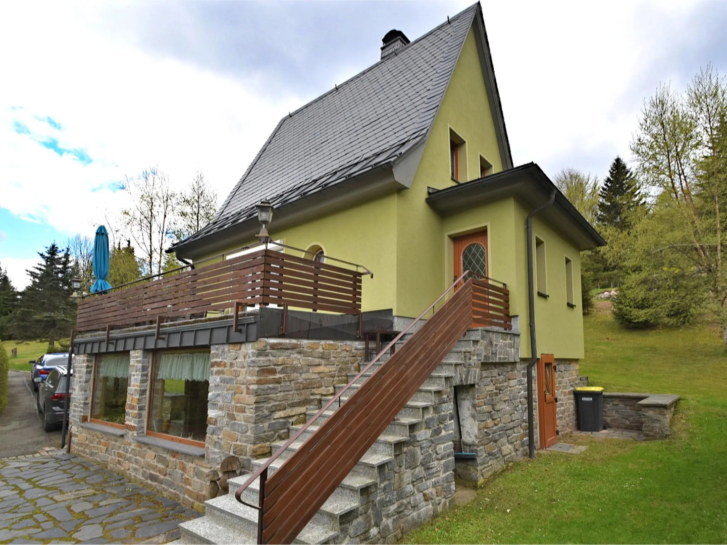 Cosy holiday home with sauna, terrace and garden in the Ore Mountains