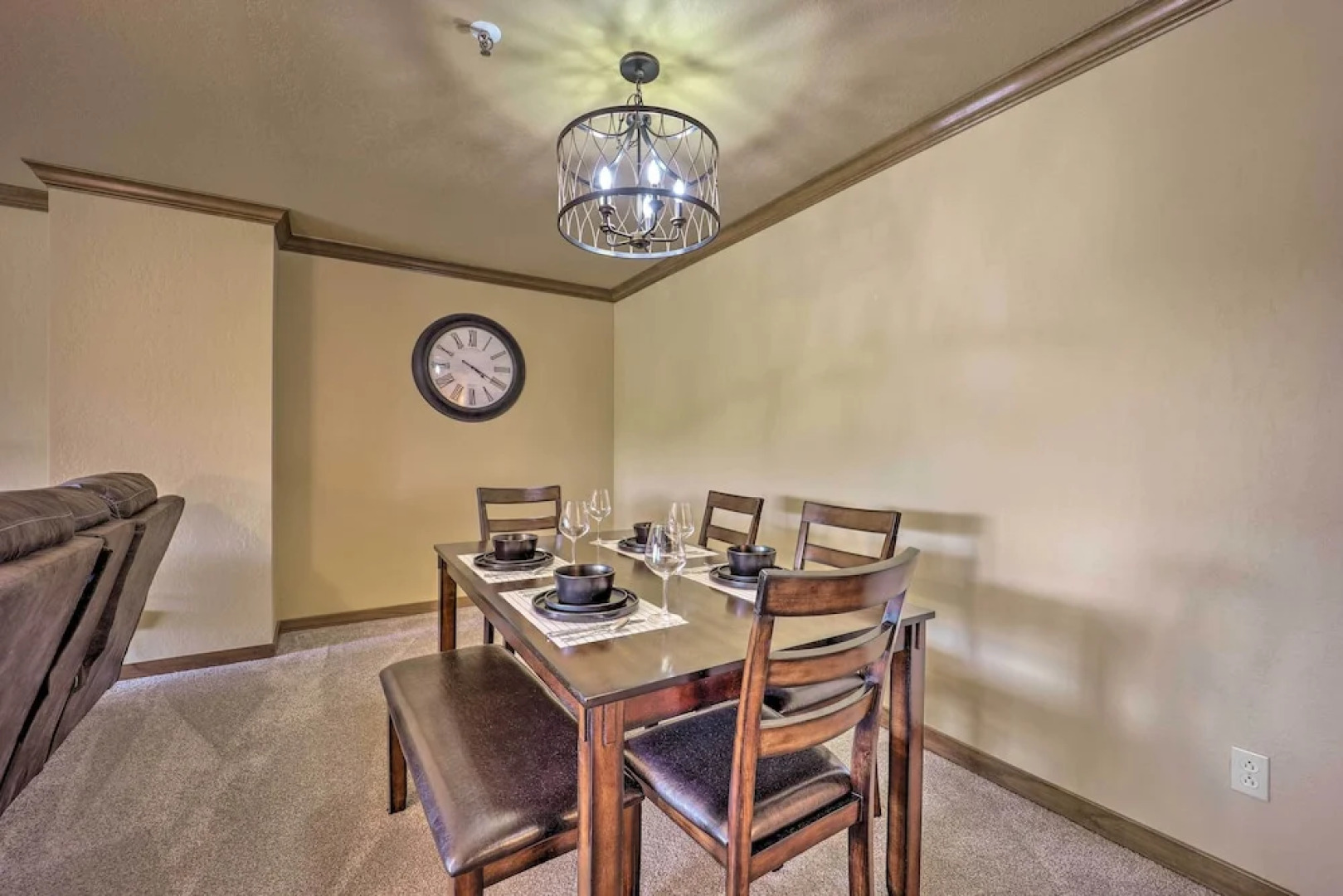 Golf Course & Lake Views: Cozy Afton Condo!