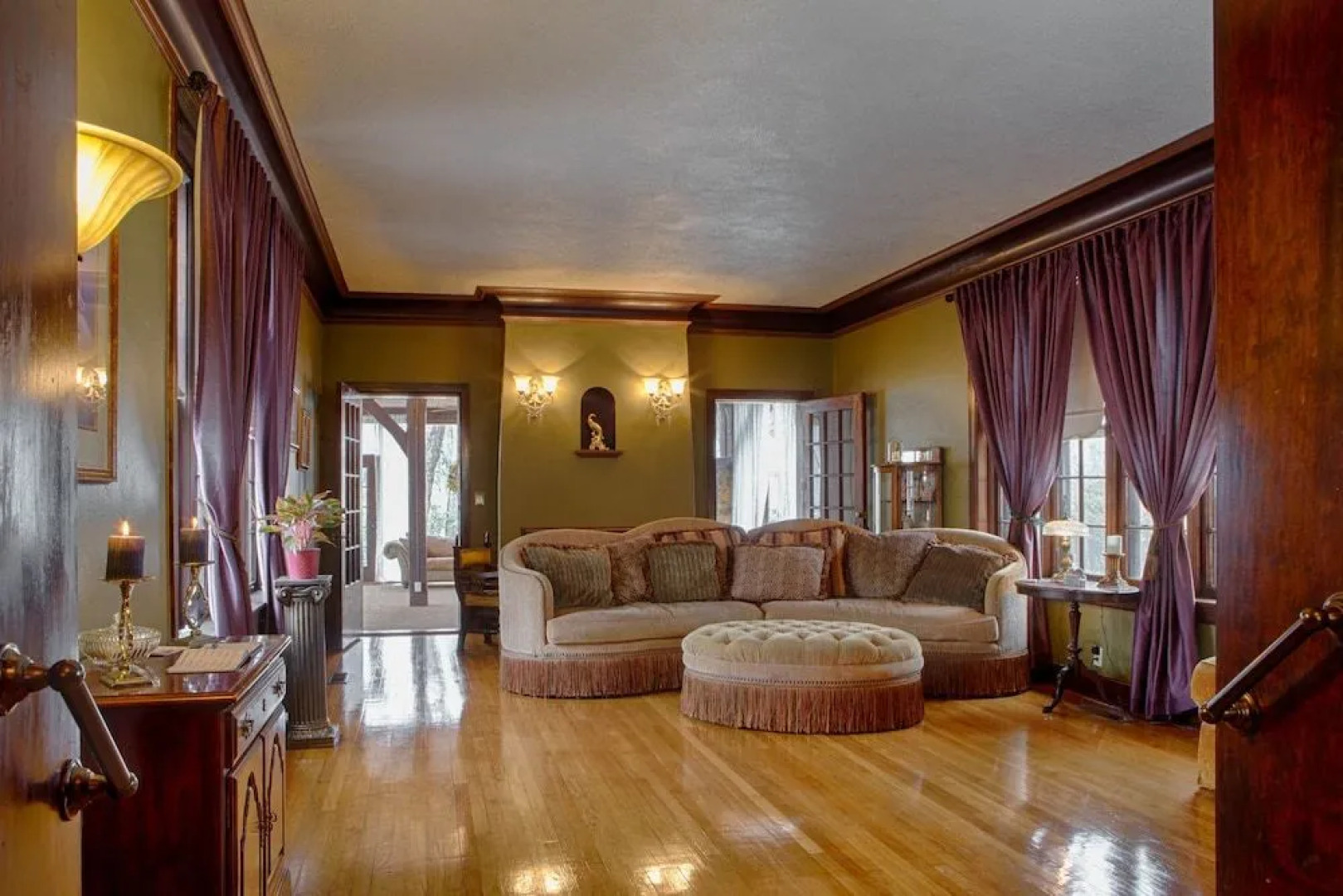 Graham-Carroll House Bed & Breakfast