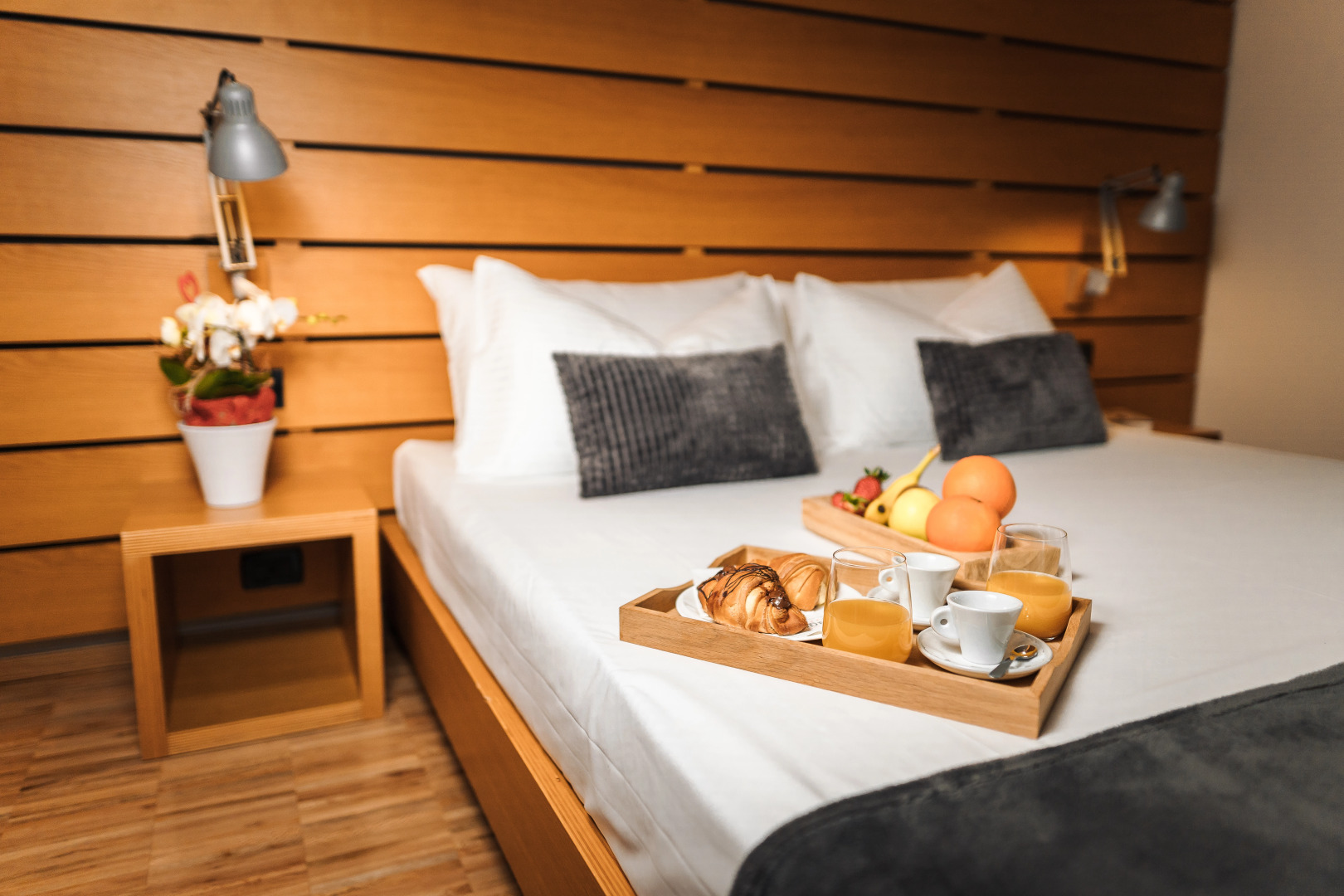 Lake Front Hotel Mirage