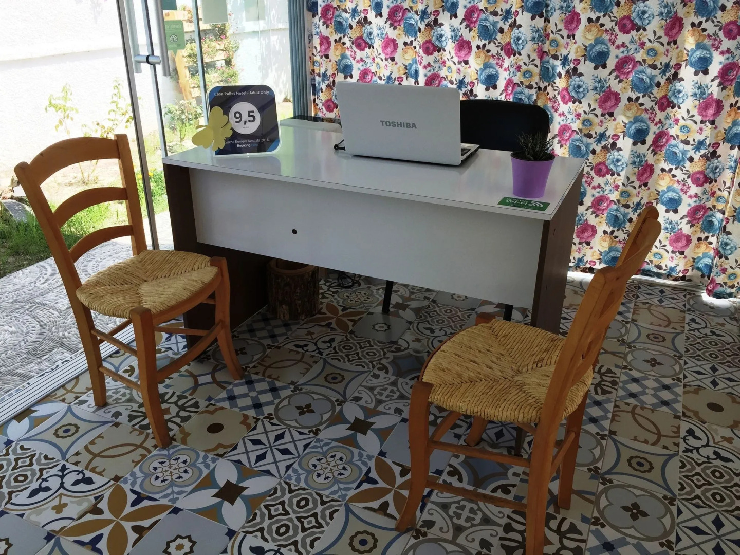 Casa Pallet Hotel - Adults Only