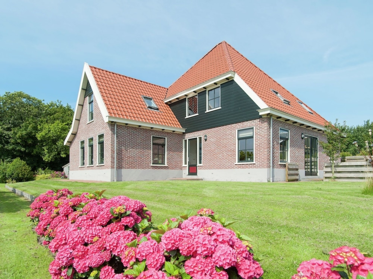 Holiday Home Near Dutch Coast & Sauna