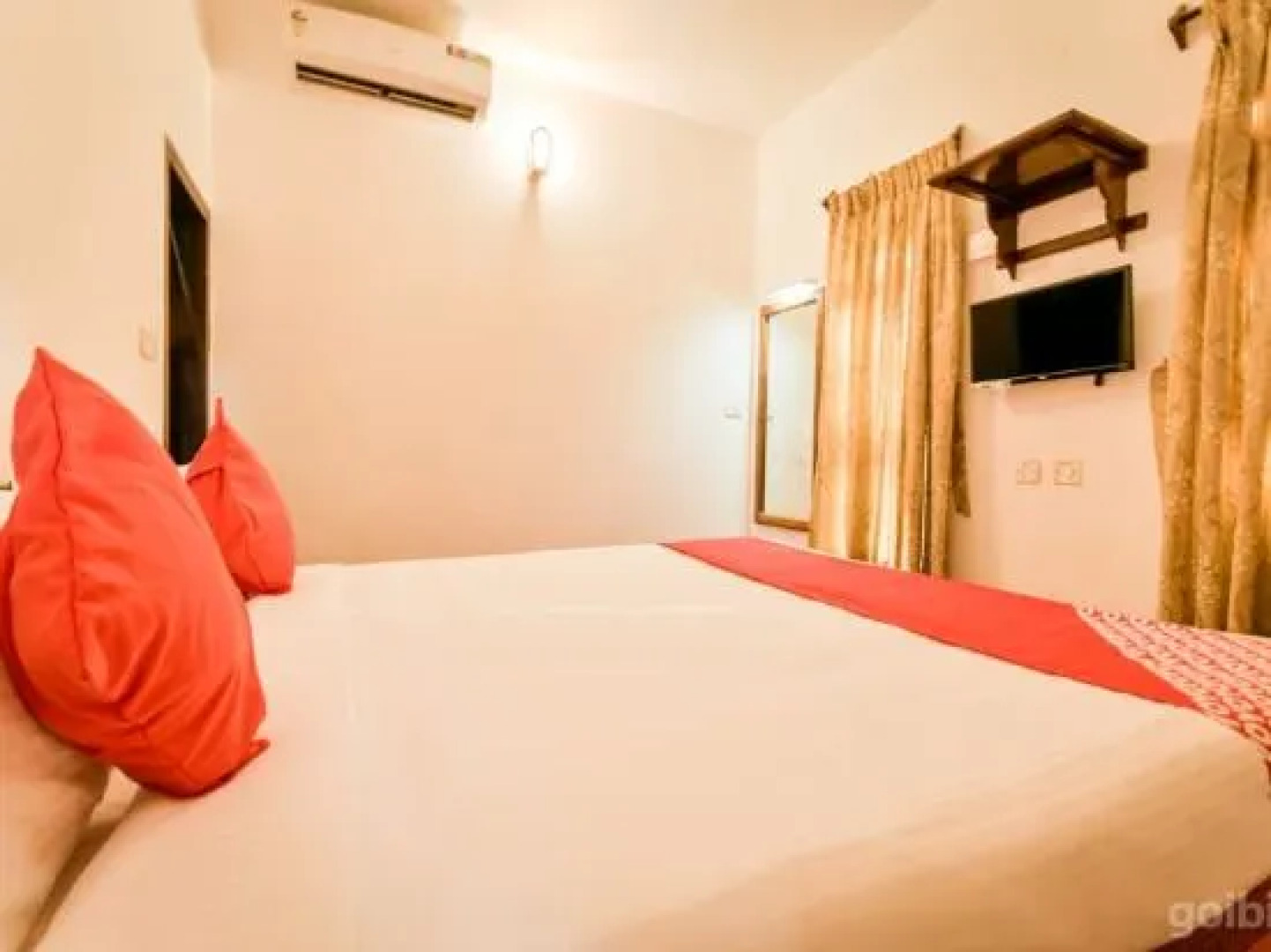 OYO 33508 Hotel New Amit