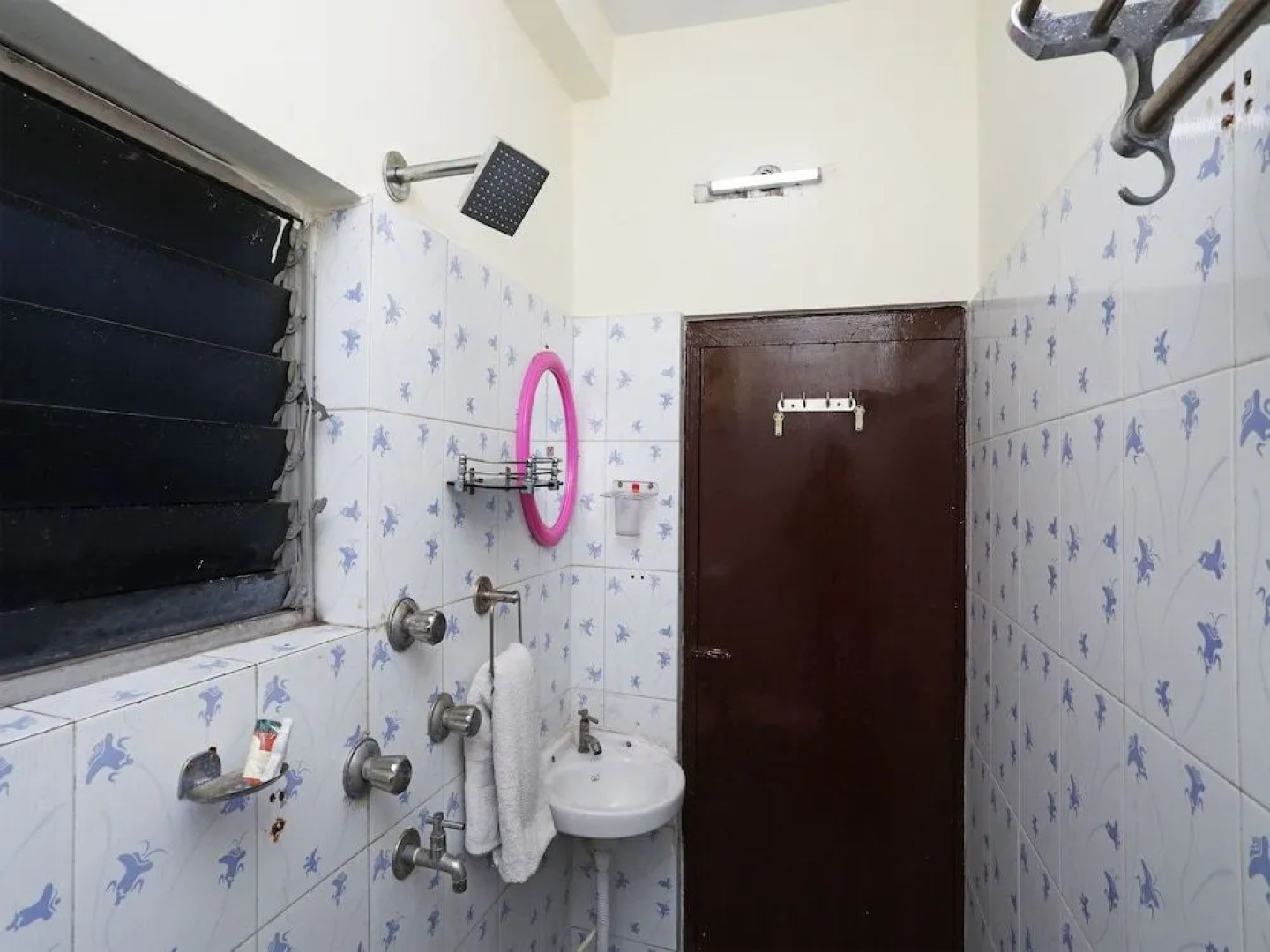 Oyo 13906 Vinita Inn