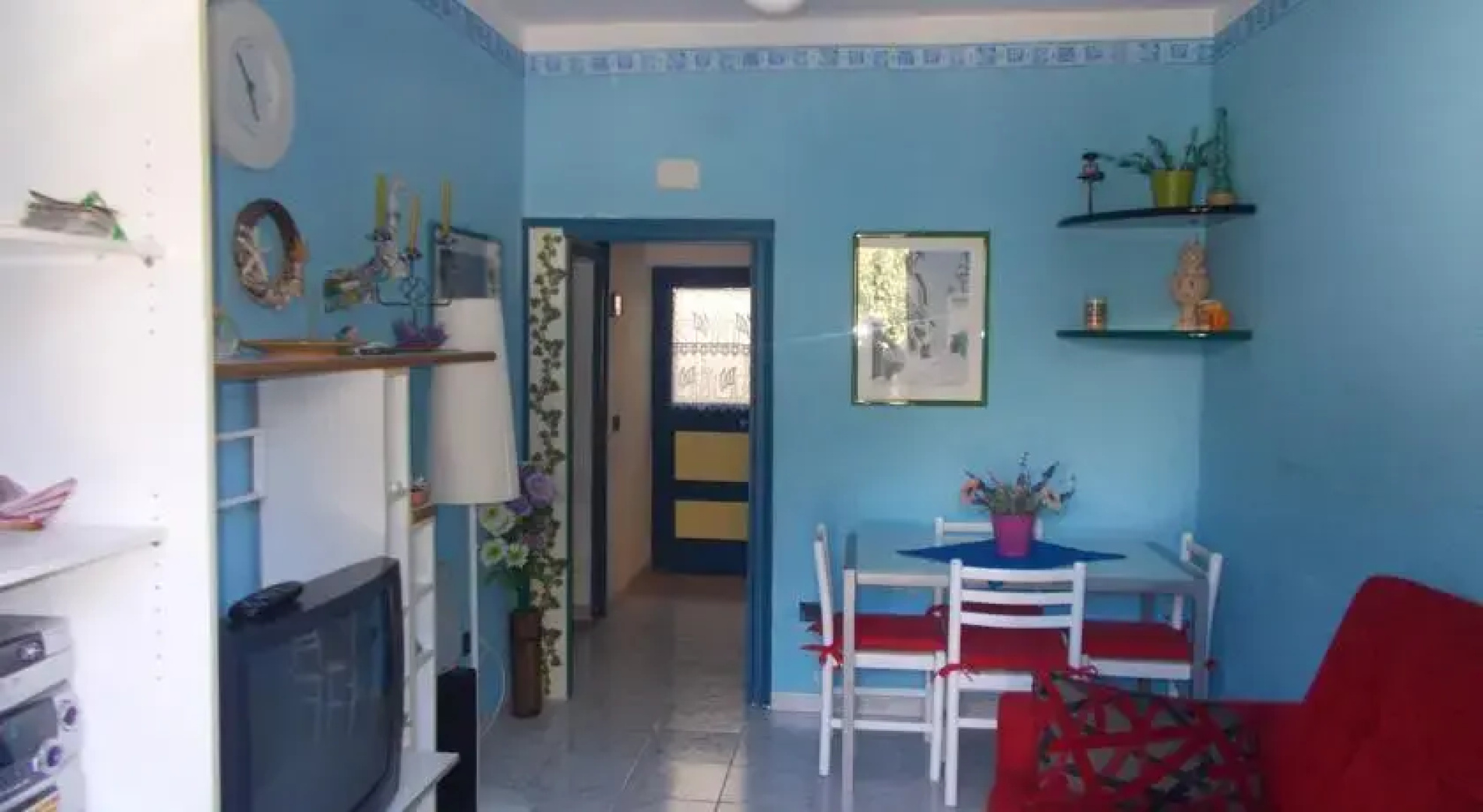 Mondello blue house