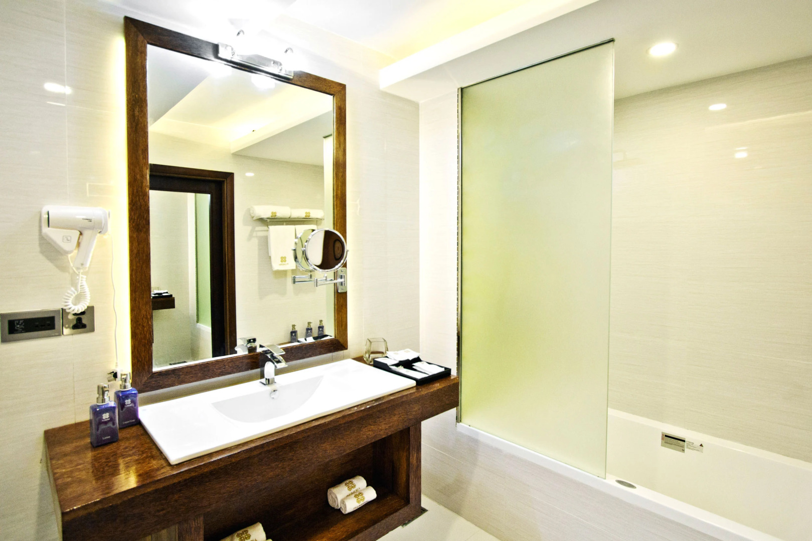 Бутик-отель Plumeria Maldives