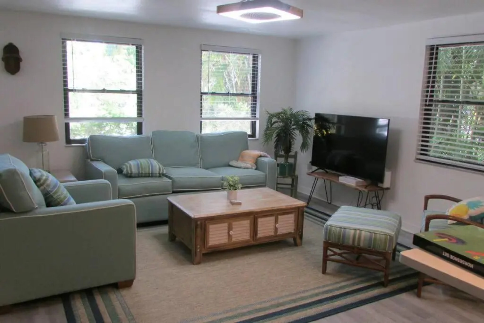 Welcome to The Bray Escape 4 miles to Siesta Key