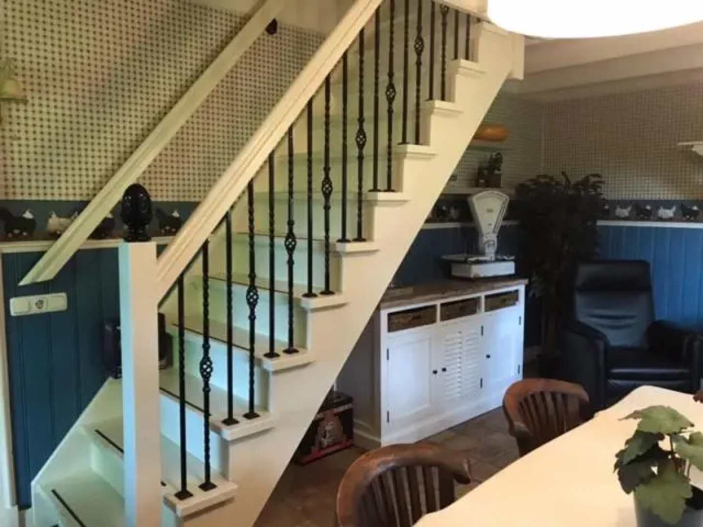 B&B. Het Hunebed Rolde