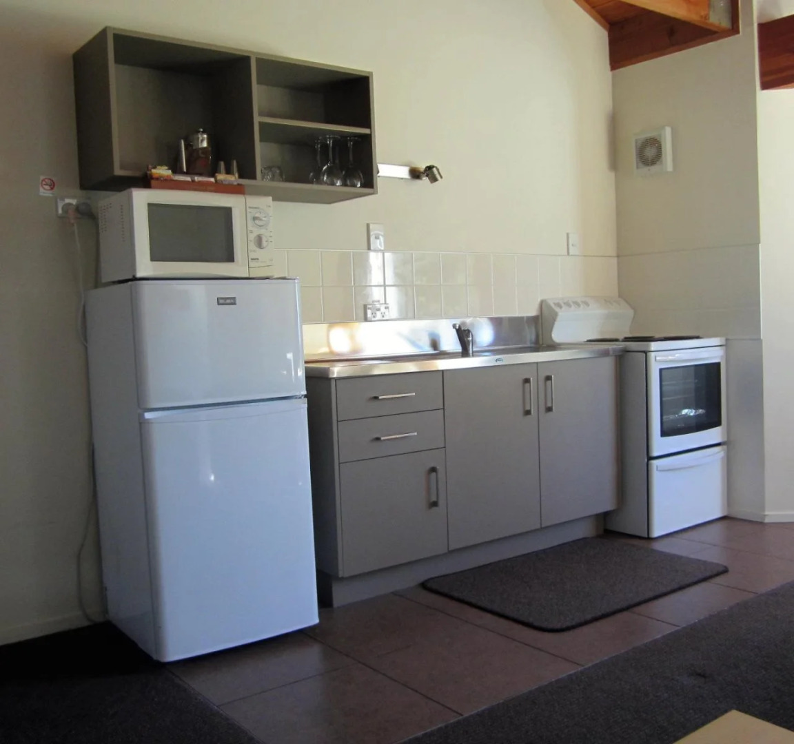 The Hobbit Motorlodge