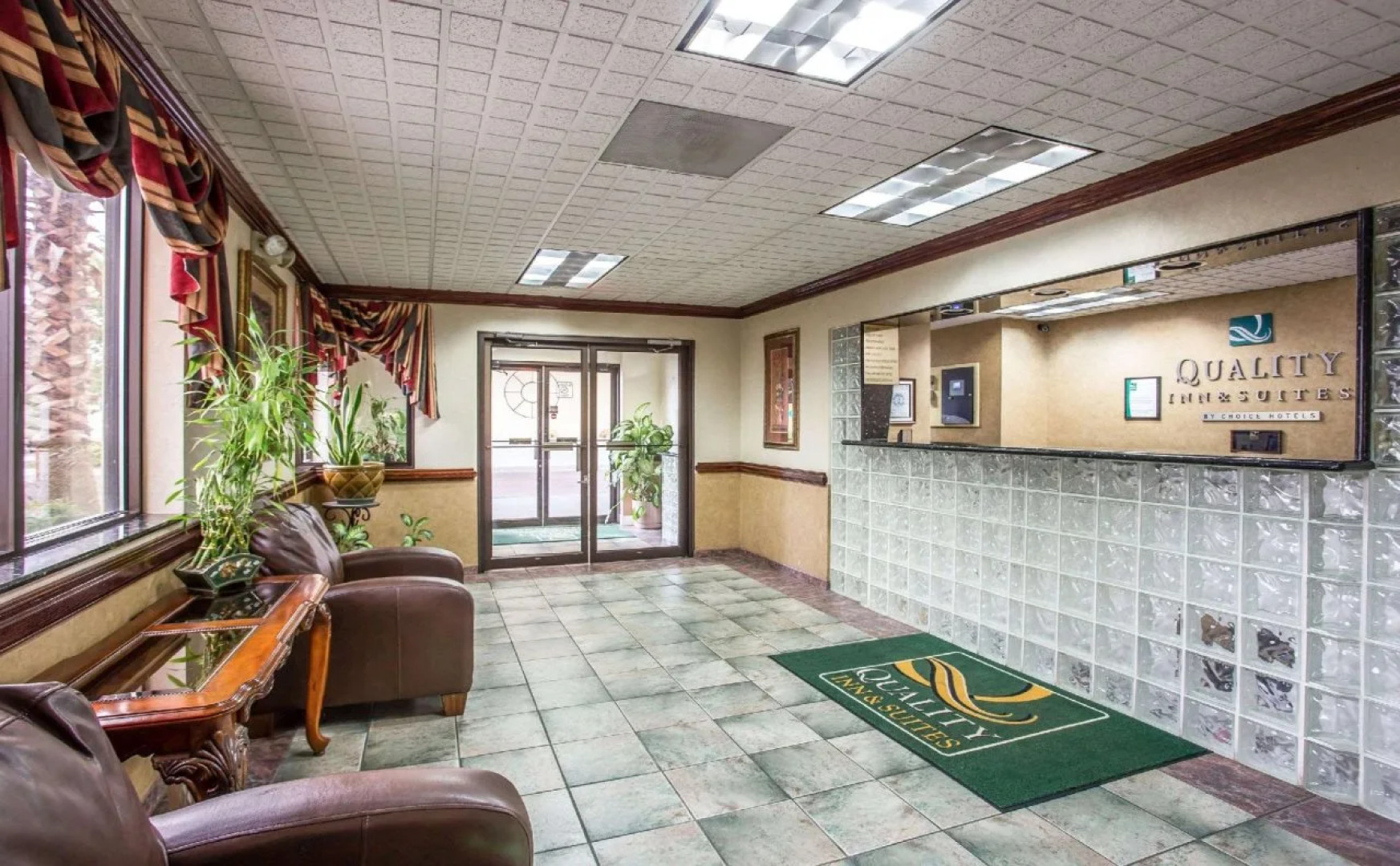 Quality Inn & Suites Ft. Jackson Maingate