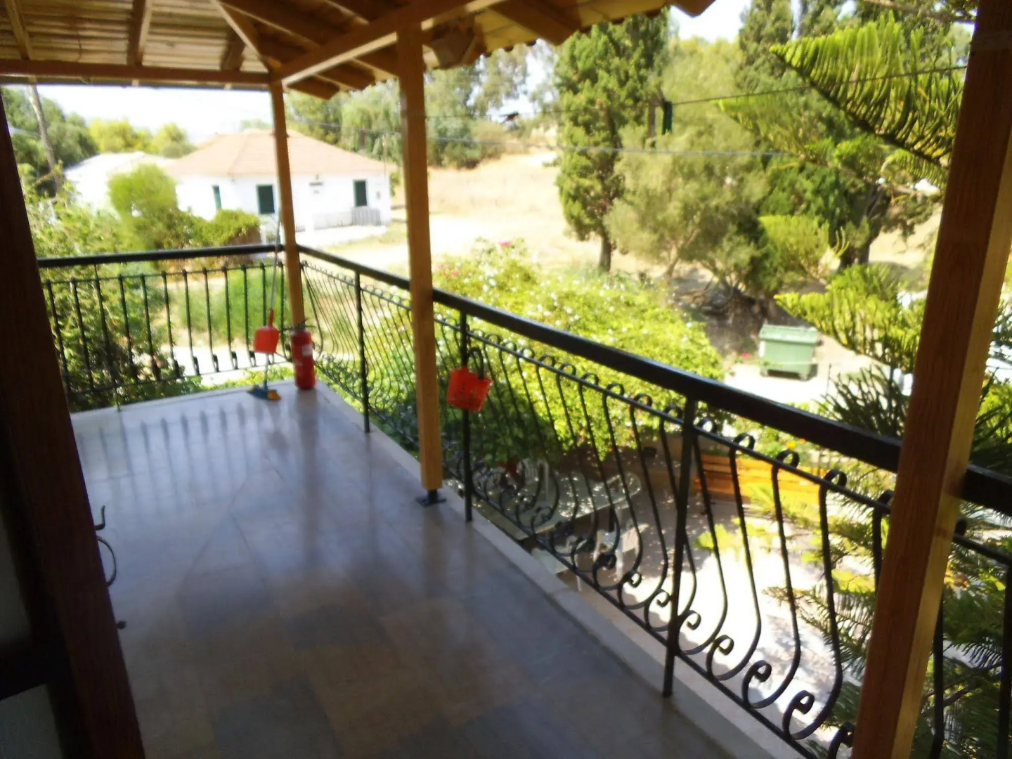 Villa Xenos Studios & Apartments