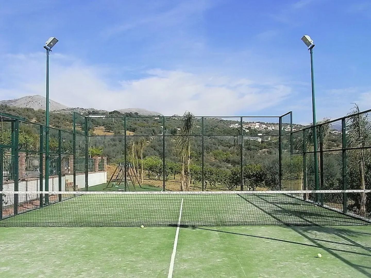 Comfortable Cottage in Periana With Swimming Pool