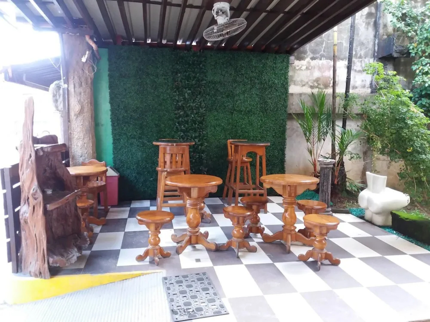Bee Hub Pension