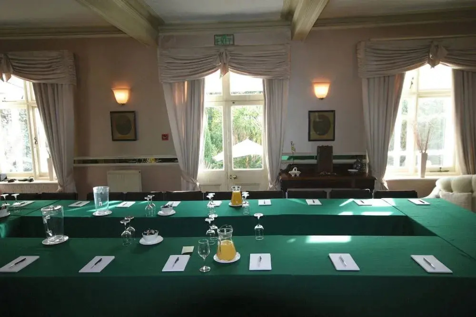 Fines Bayliwick Hotel