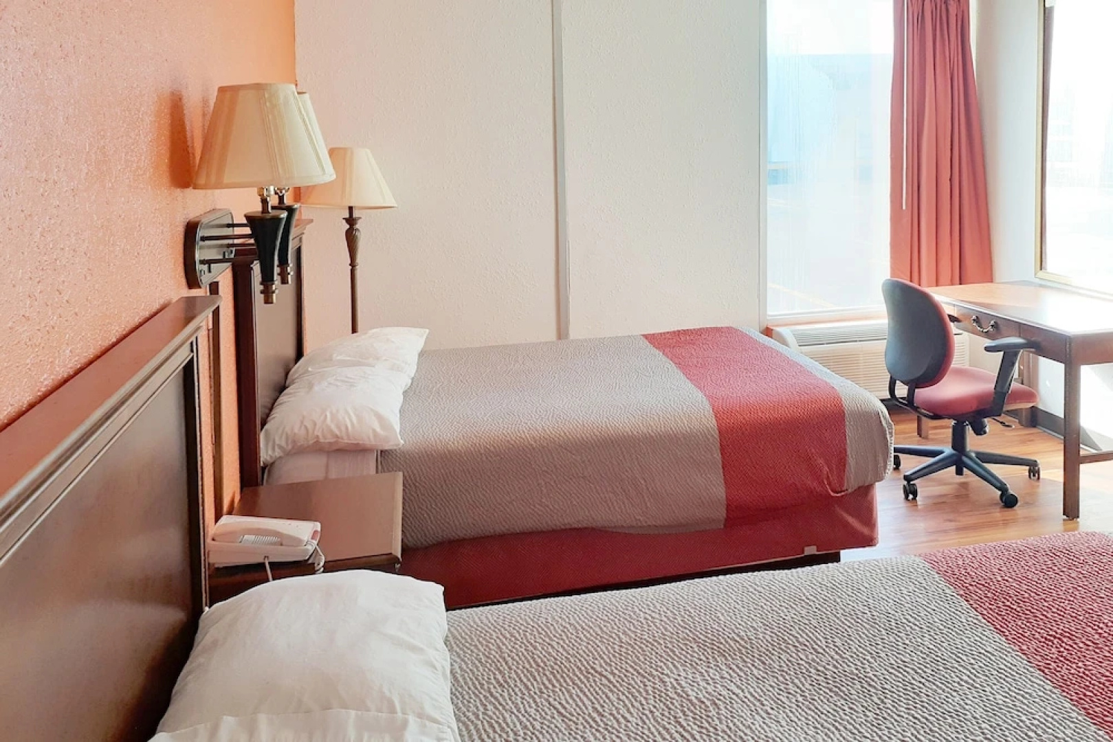 Oyo Hotel Mona Lake Muskegon