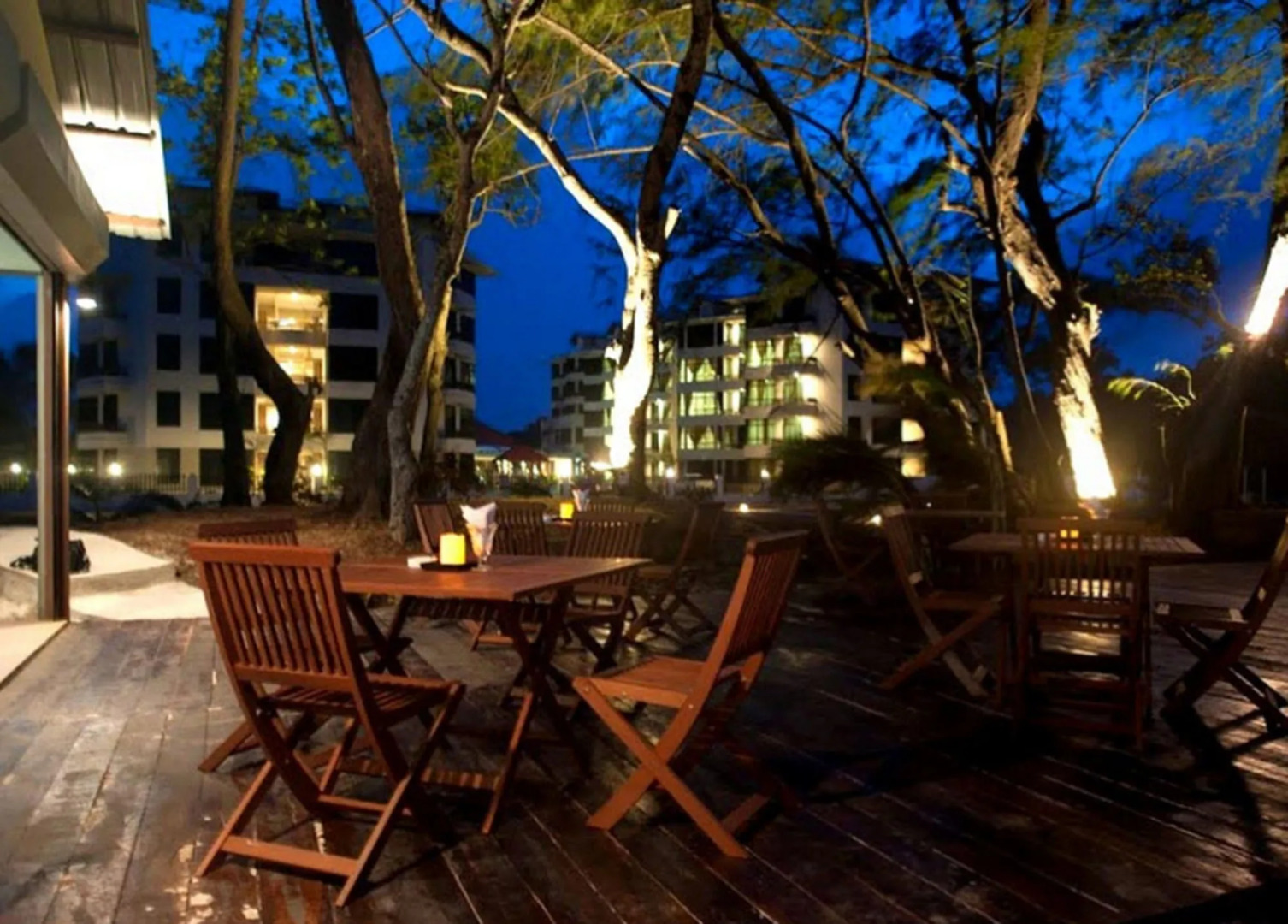 Samsuria Beach Resort & Residence