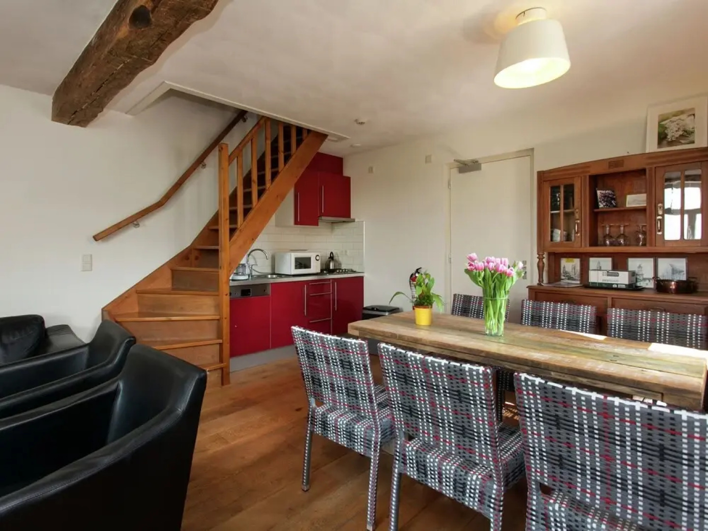 Vintage Farmhouse in Bemelen with Forest near