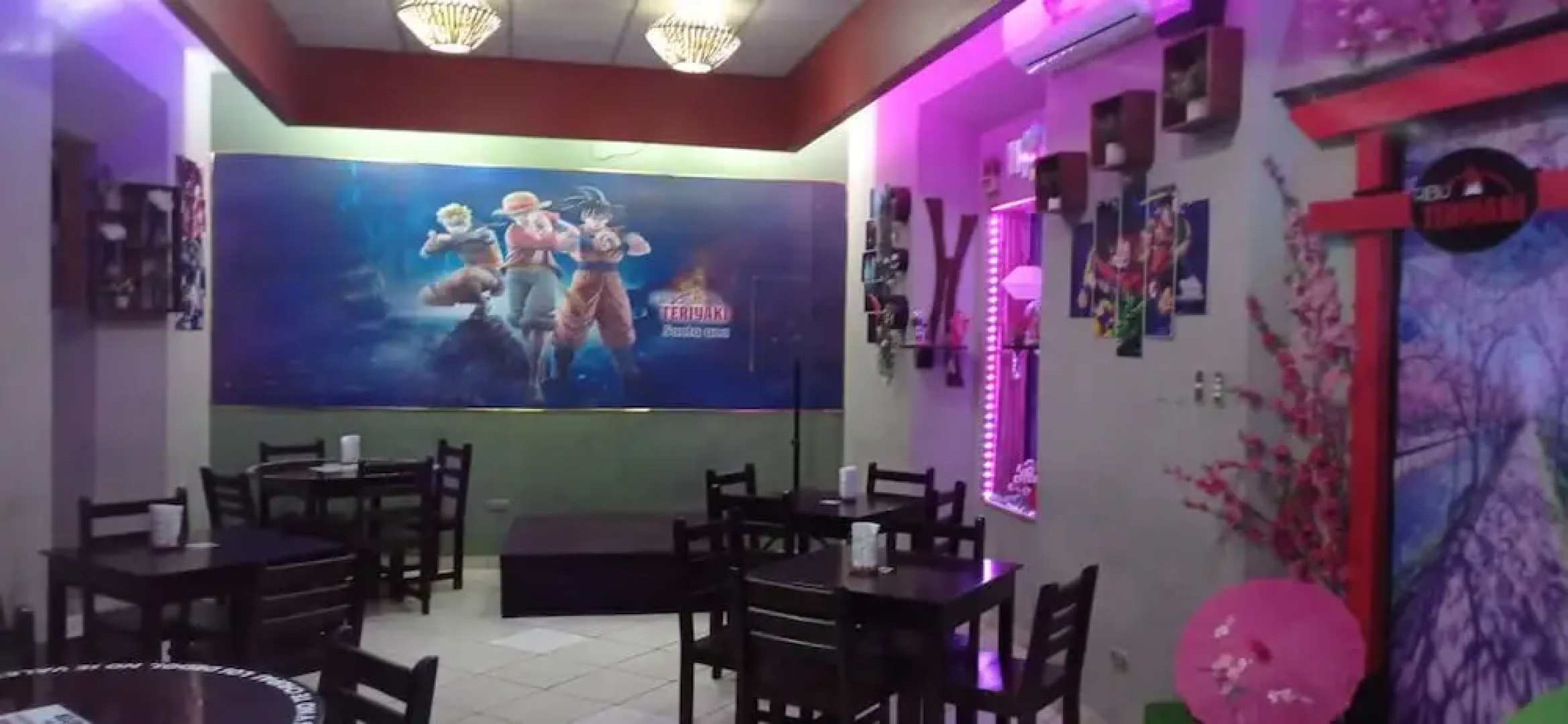 Del Tingo Al Tango Hostal