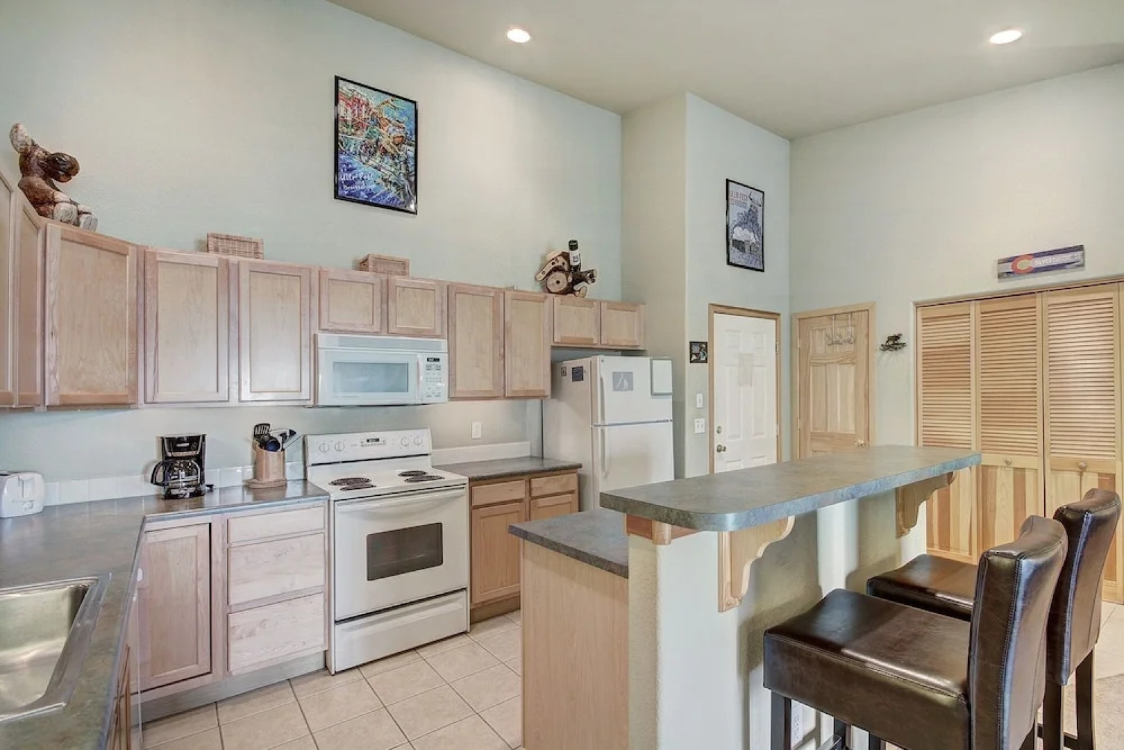 Pv201 Prospector Ge 2 Bedroom Condo by RedAwning