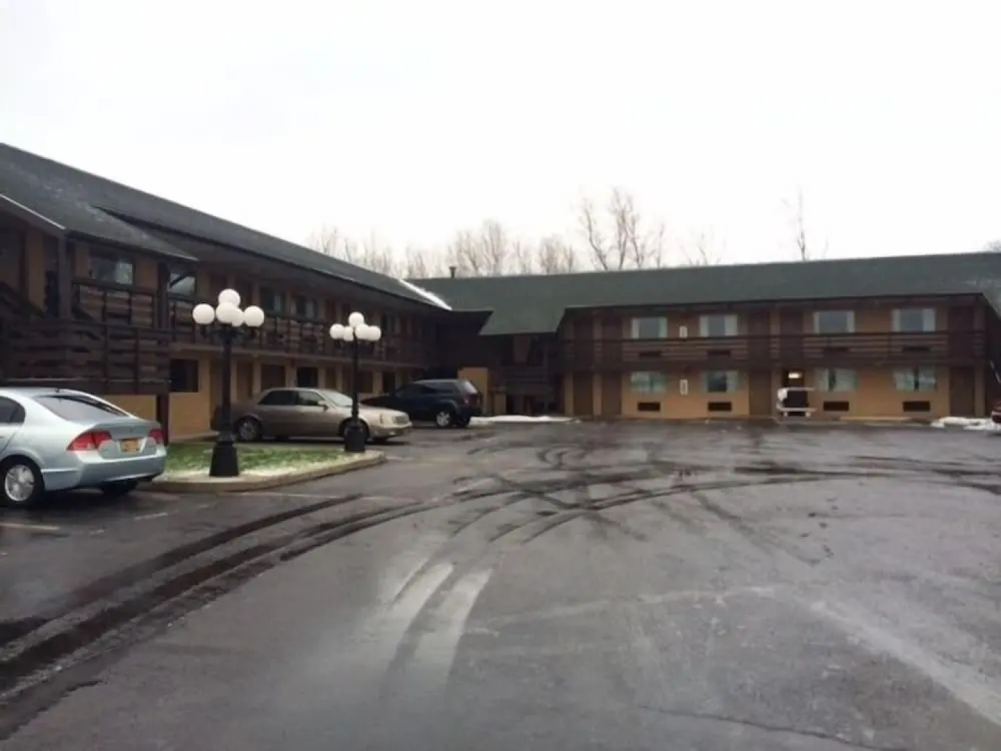 Hospitality Inn - Buffalo Airport