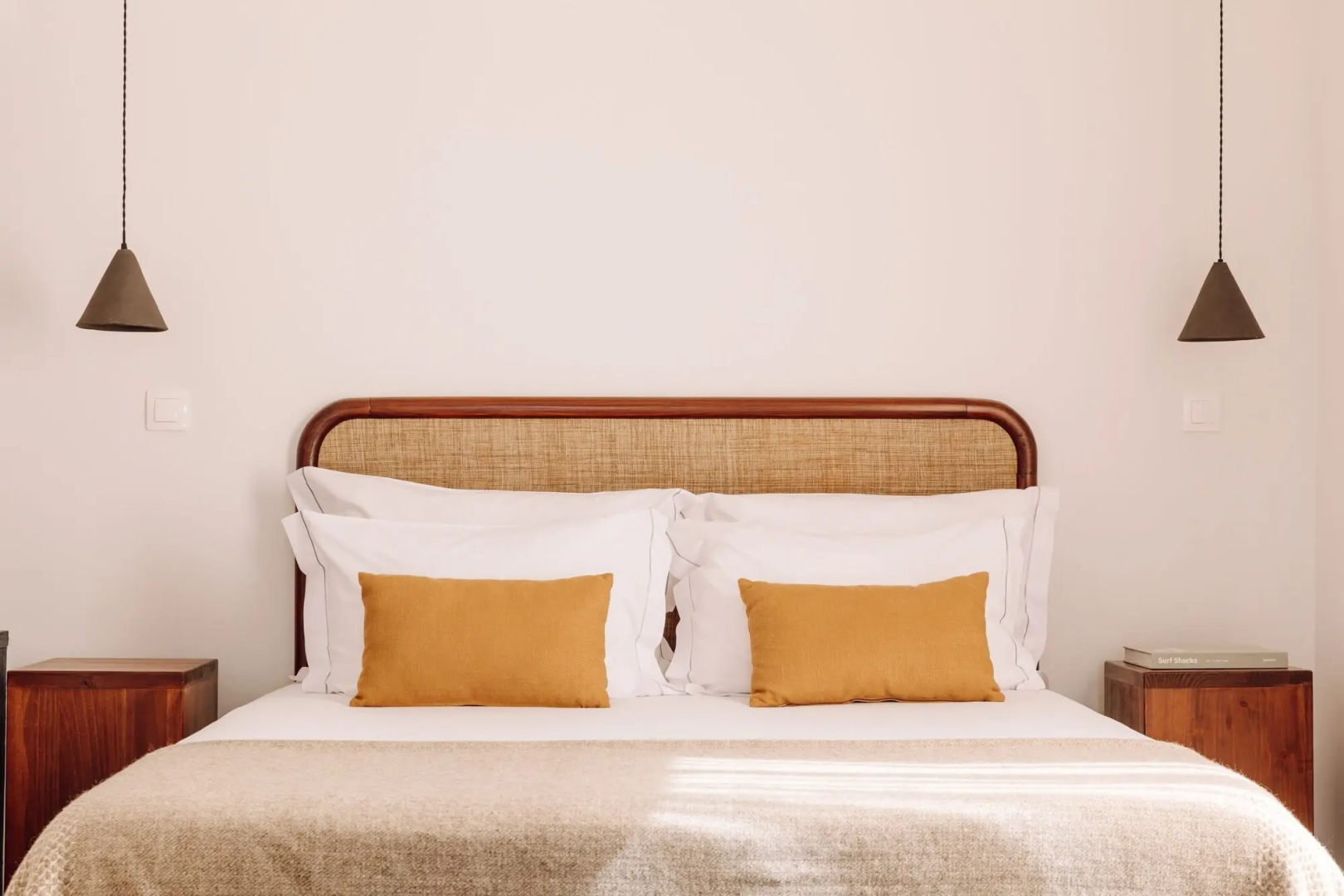 White Exclusive Suite & Villas