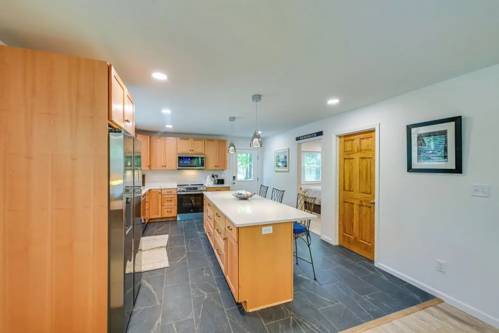 Coastal Comfort: Rehoboth Beach Getaway w/ Porch!