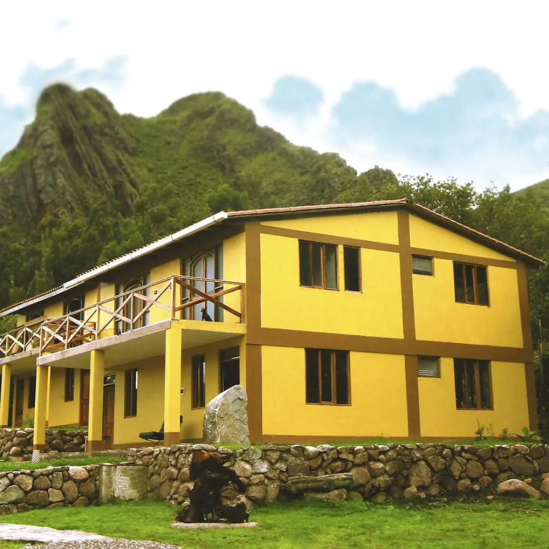 Tun Tun Secret Mountain Houses