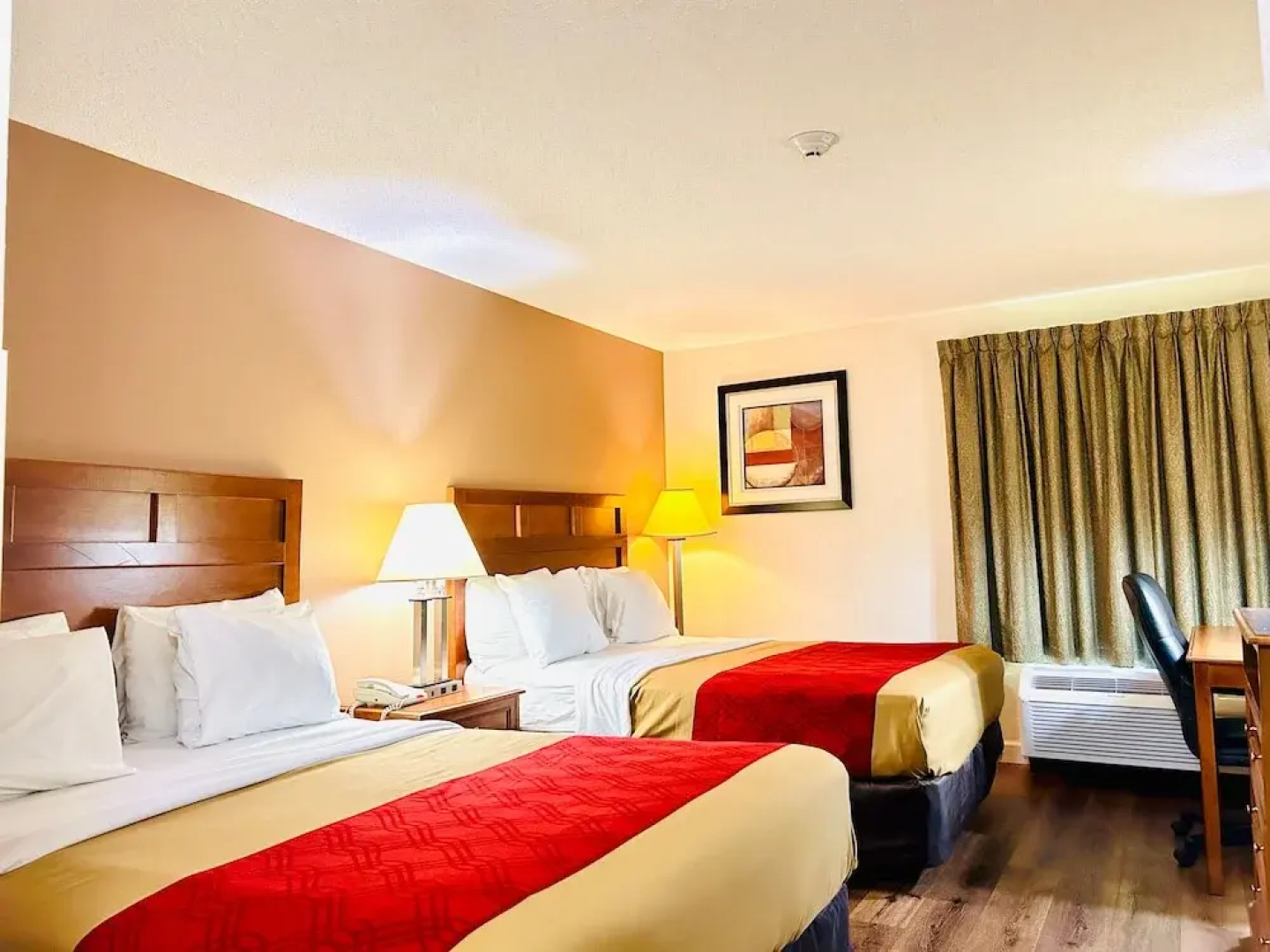 The Best Inn & Suites