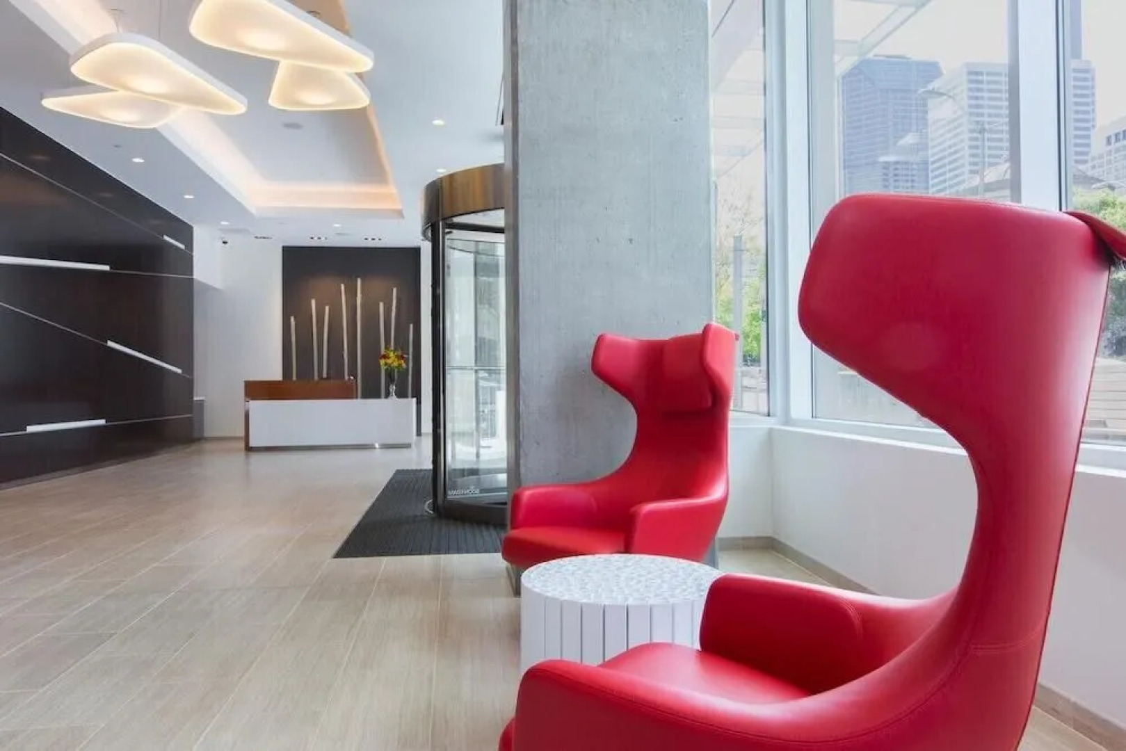 Luxe Hubs Corporate High Rise Apartments on Pine