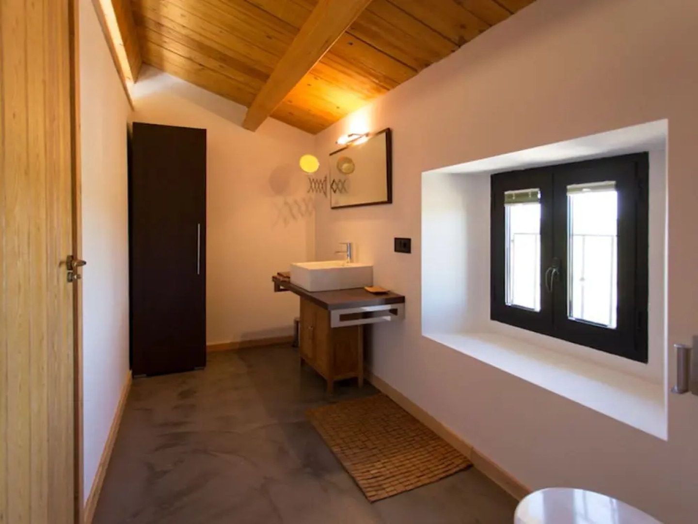 Rural House for 15 in the Heart of Nature